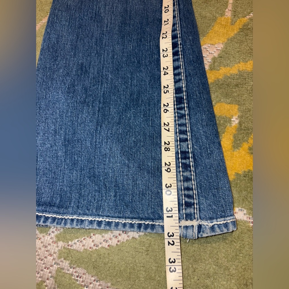 True Religion Jeans Size 29 Made in USA Classic Flare Distressed Hem - Picture 11 of 12